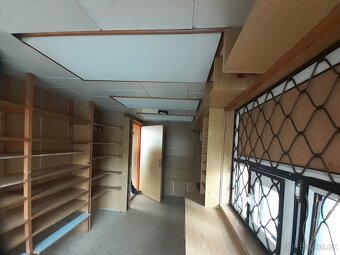 Zahradní domek 5 × 3 m – zateplený, s elektroinstalací - 9