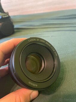 Canon EOS 2000D + 3 objektivy (10–18mm, 18–55mm, 50mm) - 9