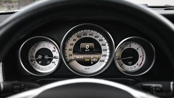 Mercedes-Benz Třídy E, 250 Bluetec 4Matic - 9