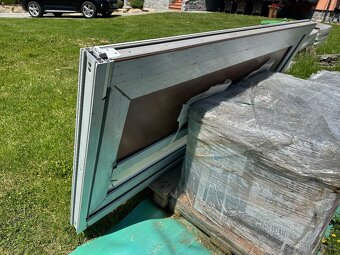 Prodám plastová okna PKS - 9