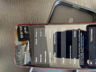 Apple iPhone 8 64GB Baterie 70% - 9