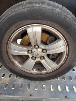 Rozpredám Kia Sportage 2.0 16v 4WD 104kw G4GC - 9