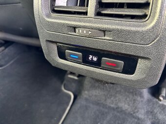 VW Touran R-line / DSG / 7mist - 9