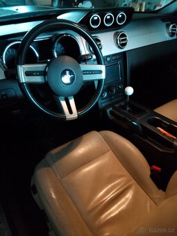 Ford Mustang GT 4.6 V8 - 9