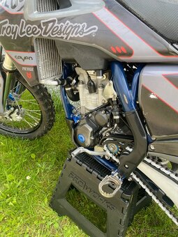 HUSQVARNA FC 250 USA - 9