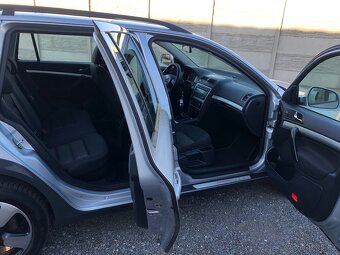 Škoda Octavia SCOUT 4X4 2.0TDI R.V. 2012 Klimatizace - 9
