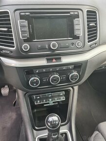 VW Sharan 2.0 TDi_103 kW Life - 9