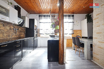 Prodej nájemního domu, 190 m², Nejdek, ul. Karlovarská - 9
