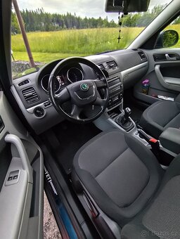 ŠKODA YETI 4X4 2.0 TDI 125 KW HEZKÁ UDRŽOVANÁ BEZ RZI - 9