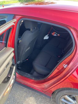 Mazda 3 - 9