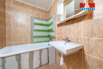 Prodej bytu 3+1, 68 m², Praha 14, metro Rajská Zahrada - 9