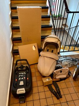 Kočárek EGG 2 – 9v1 | Feather | Isofix - 9