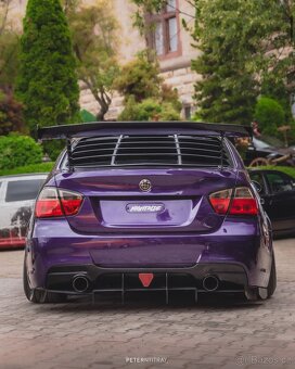 Bmw e90 330i airride - 9