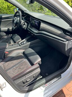 Škoda Octavia 4 RS 2.0 TSI 180kW 2022 - 9