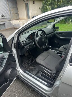 Mercedes-Benz A160 1.5 benzin, rok 2012, automat - 9