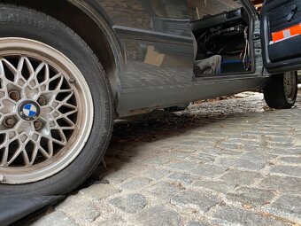 BMW e30 - 9