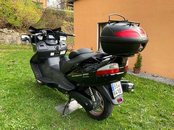 SUZUKI BURGMAN 650 Executive ABS - perfektní stav. - 9