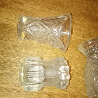 Prodám staré české sklo mísy - medové sklo a poháry Matura - 9