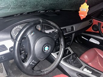 BMW e91 320D - 9