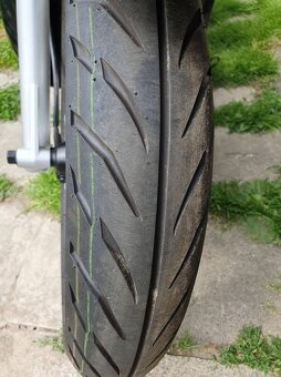 Peugeot Tweet 125i - 9