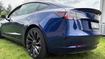 Tesla 3 Performance: 393 kW Refresh 2022. Skvělý stav. - 9