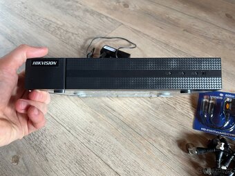 Kamery a nahrávací zařízení Hikvision - 9