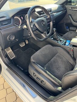 Škoda Superb 2,0tdi sportline - 9