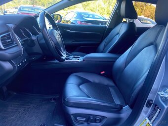 Toyota Camry Hybrid 2.5L XLE, 152 000 km, 2022 - 9