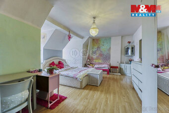 Prodej bytu 2+1, 86 m², Cheb, ul. Dlouhá - 9