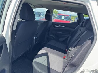 Nissan Qashqai 1.6 DIG-T, 66 tis km,1.Majitel - 9