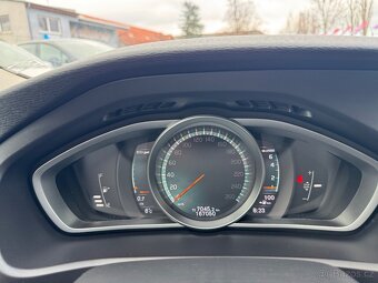 Volvo V40 2.0i T2 90kw - 9