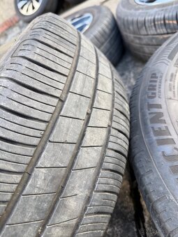 ORIGINÁLNÍ Alu Renault R17 4x100 GoodYear 205/55/17 - 9