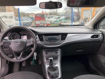 OPEL ASTRA 1.6 CDTI 70KW 1Majitel Koupeno ČR 4/ 2018 - 9