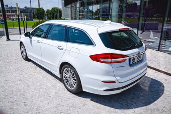 Ford Mondeo, 2.0 138kw Hybrid ecvT TITANIUM 1 MAJ ČR - 9