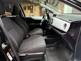 Toyota Yaris Hybrid 1.5i 55KW r.v. 9/2012Automat, Nová STK - 9