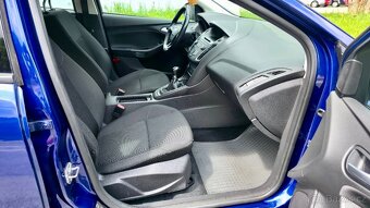 Ford Focus Combi 1,0i - 1.Majitel, ČR, Serviska - 9
