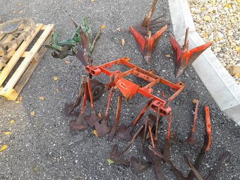 Mt8-070 mini + pluh APN-702, kypřič AKP-121, vlek, brány - 9