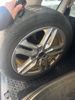 Ford S- Max 2,0 tdci 7 míst rok 2017 4x4 - 9