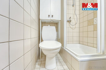 Pronájem bytu 1+kk, 23 m², Plzeň, ul. Šafaříkovy sady - 9