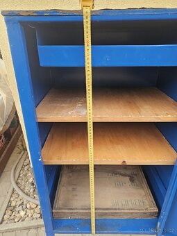 Plechová skříň do dílny - 9