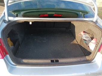 VW PASSAT B6 2.0 TDI 103KW - 9