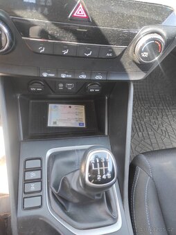 HYUNDAI TUCSON 2.0 CRDI 4x4 - 9