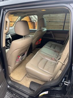 Toyota Land cruiser 200 - 9
