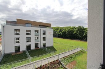 Pronájem bytu 2+kk/L/G 39 m2 v novostavbě, Praha 8 Bohnice, - 9