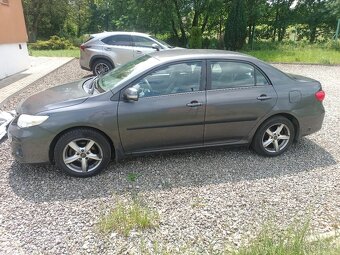 Toyota Corolla 2013 na plyn - 9