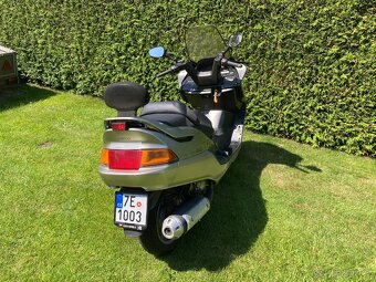YAMAHA MAJESTY 250 - 9