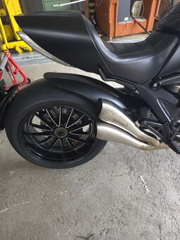 Ducati Diavel - 9