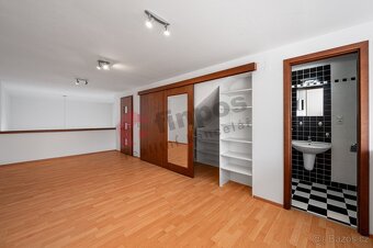 Pronájem bytu na pražském Zličíně - 9
