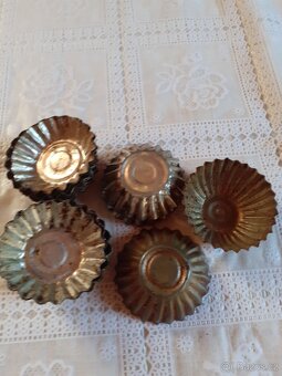 Retro formičky na cukroví, trubičky na kremrole ,na ořech - 9