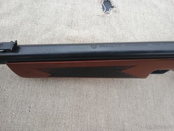 Vzduchovka Slavie 631 komplet s krabicí - 9